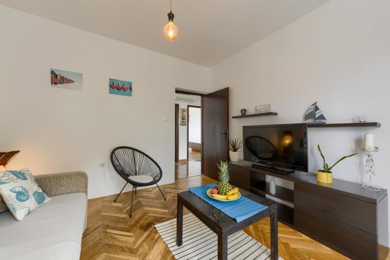 Apartments Yo Lee Bibinje Exterior photo